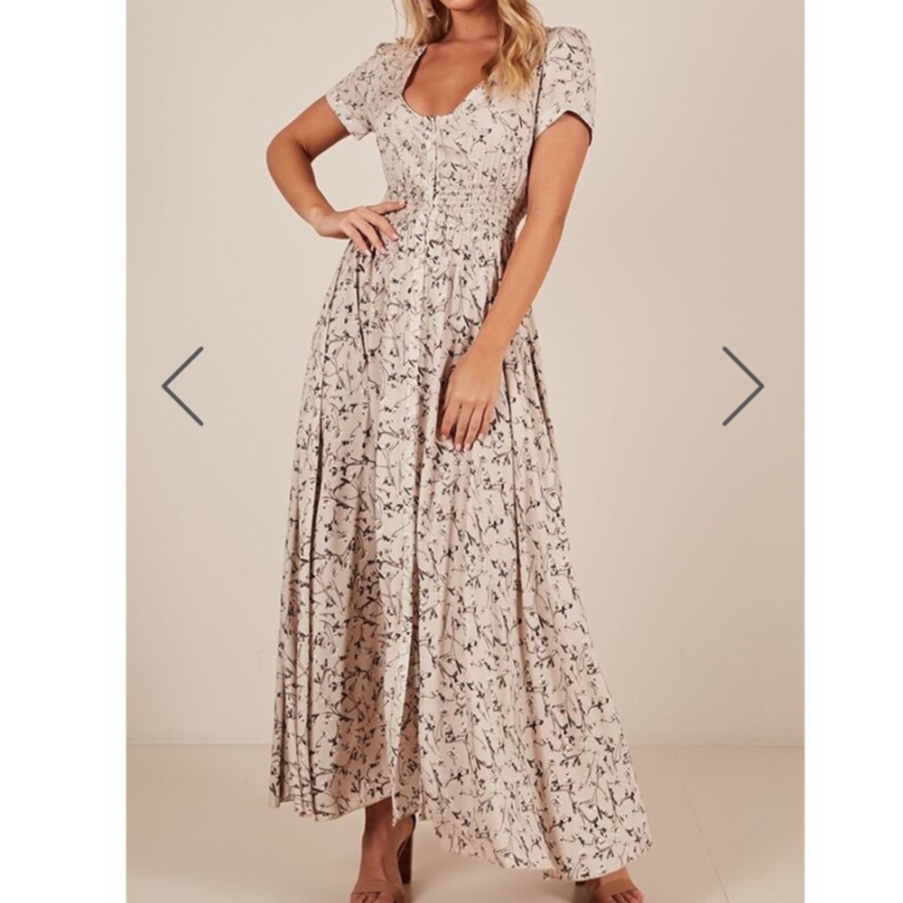 Showpo maxi, shortsleeve light pink dress